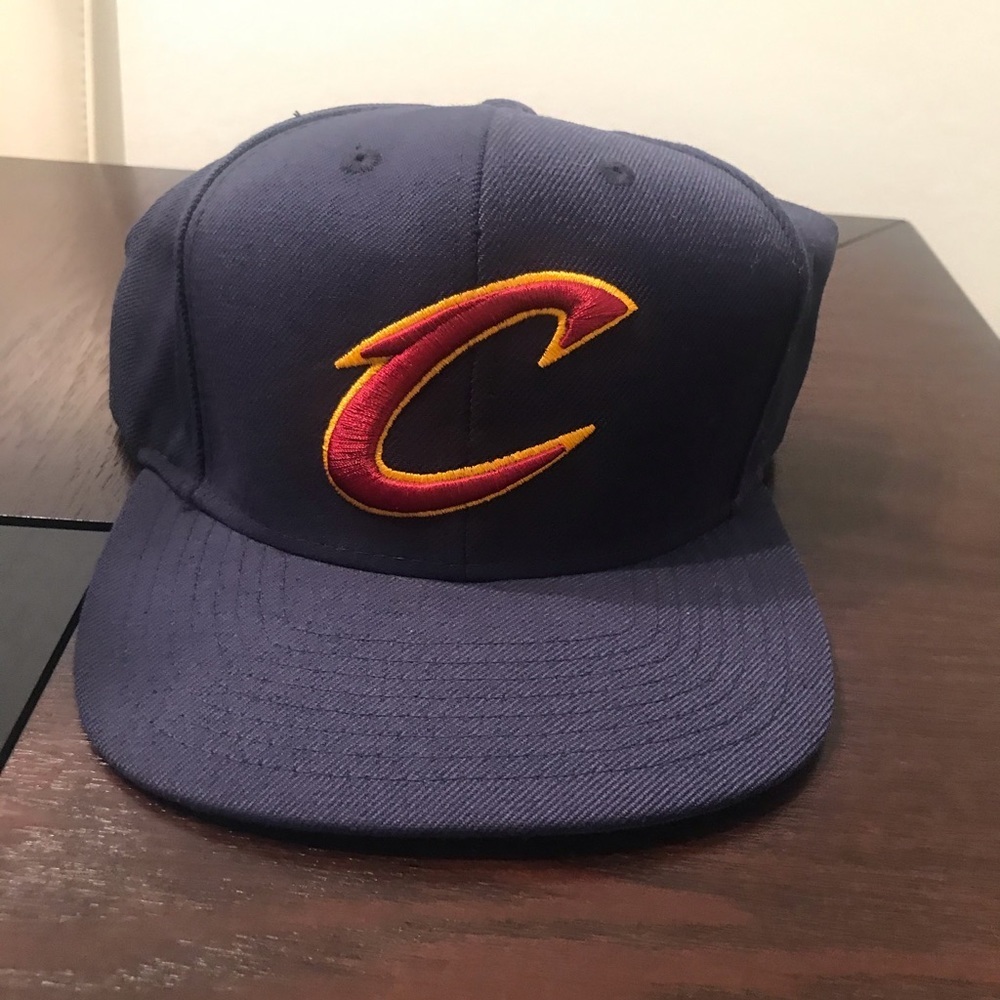 CLEVELAND CAVS Mitchel & Ness NBA Snapback​